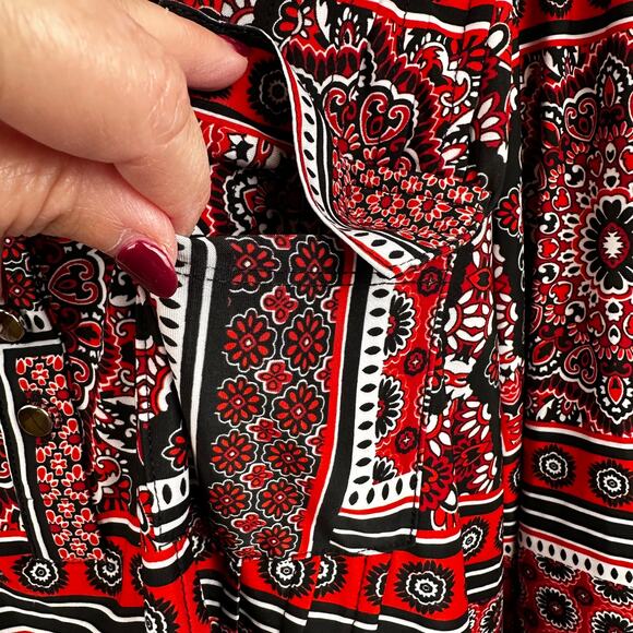 Cocomo Blouse Top Liquid Knit Patchwork Pattern Roll Tab Sleeve Relaxed Red 3X - Picture 3 of 11